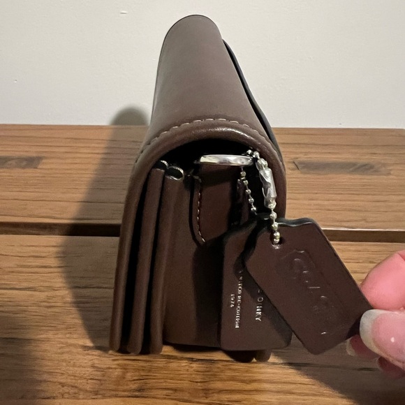 LIKE NEW Coach Dinky Shoulder Bag Leather Silver/Maple 2 Straps CW641 - Picture 5 of 11